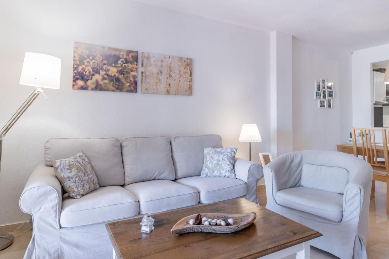 Simplicity Luxury Apartment Альтеа Экстерьер фото