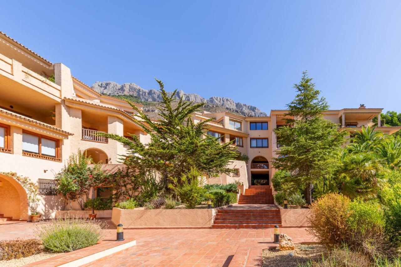 Simplicity Luxury Apartment Альтеа Экстерьер фото