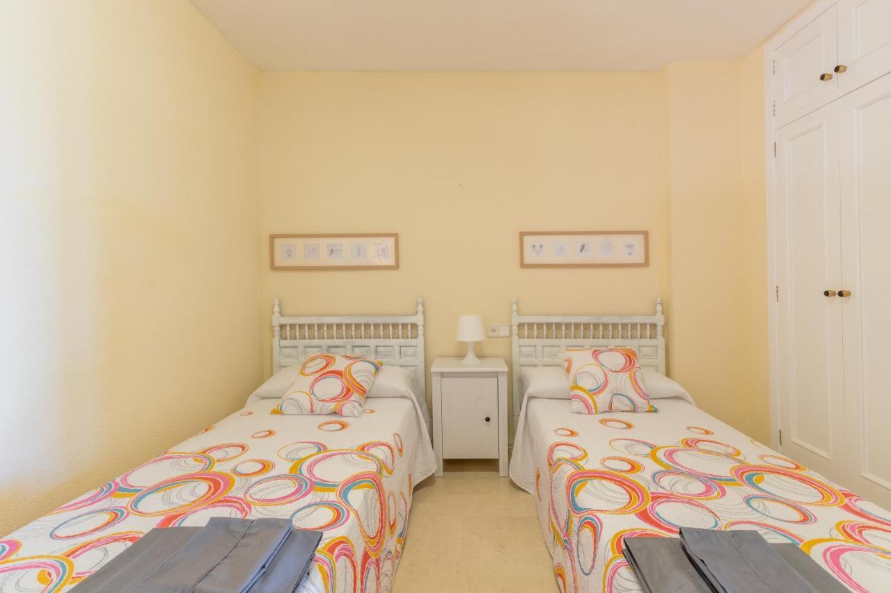 Simplicity Luxury Apartment Альтеа Экстерьер фото